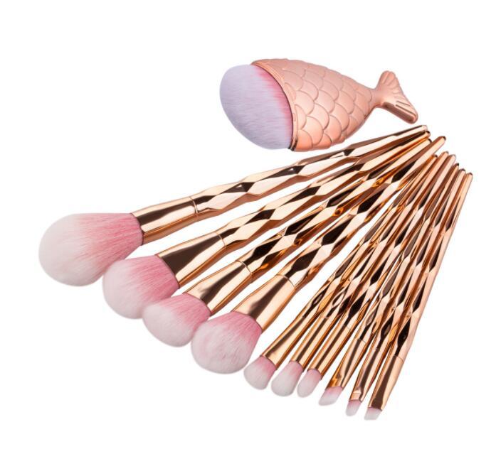 1pc Diamond Fish Makeup Brushes